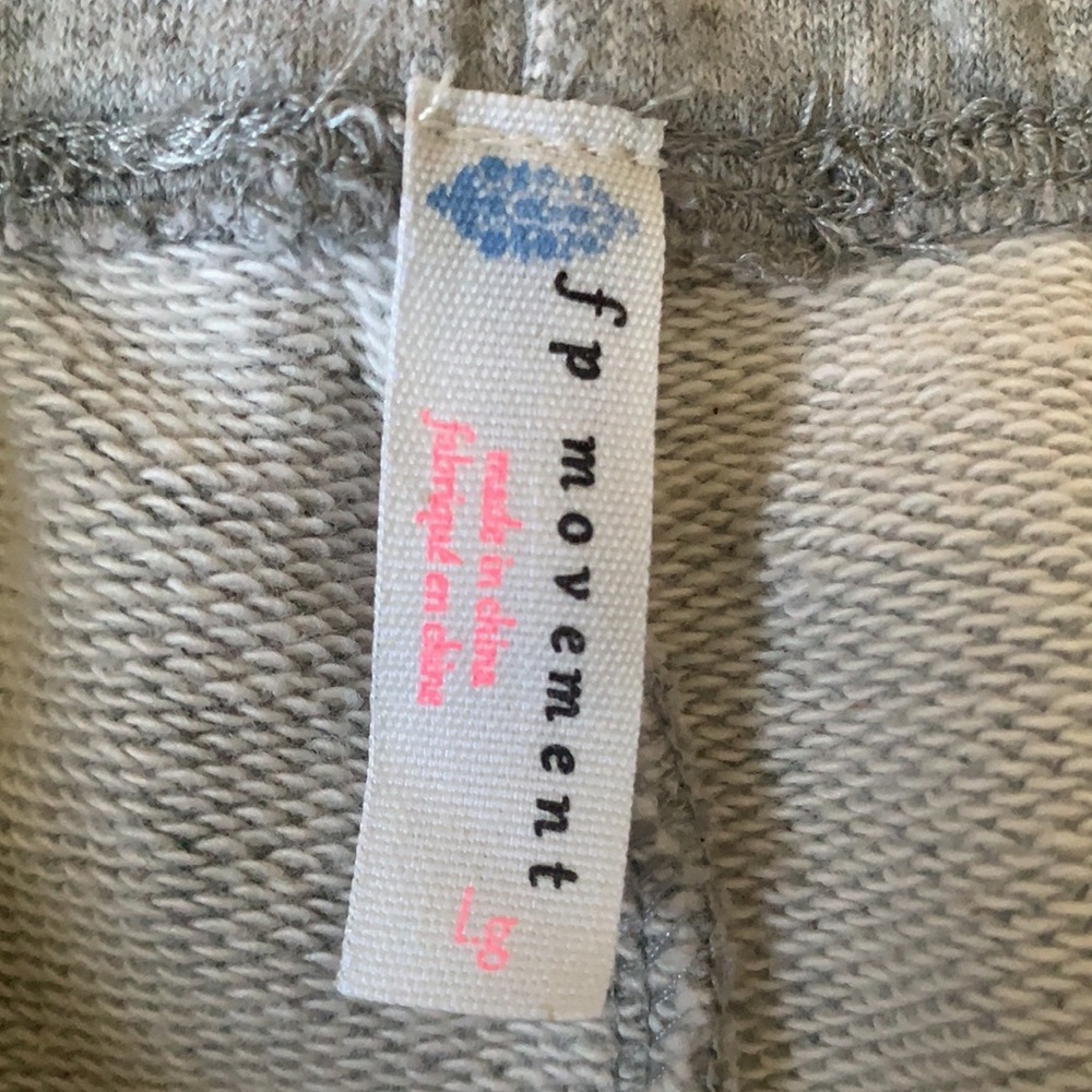 Free People Movement Grey Oversized Sweatpants Joggers Size Large - Picture 5 of 14